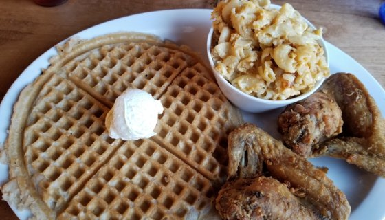 Maskless Man Denied Service At Roscoe S Chicken Waffles Robbed Place The Latest Hip Hop News Music And Media Hip Hop Wired Maskless Man Denied Service At Roscoe S Chicken Waffles Robbed Place The Latest Hip Hop News Music And Media Hip Hop Wired