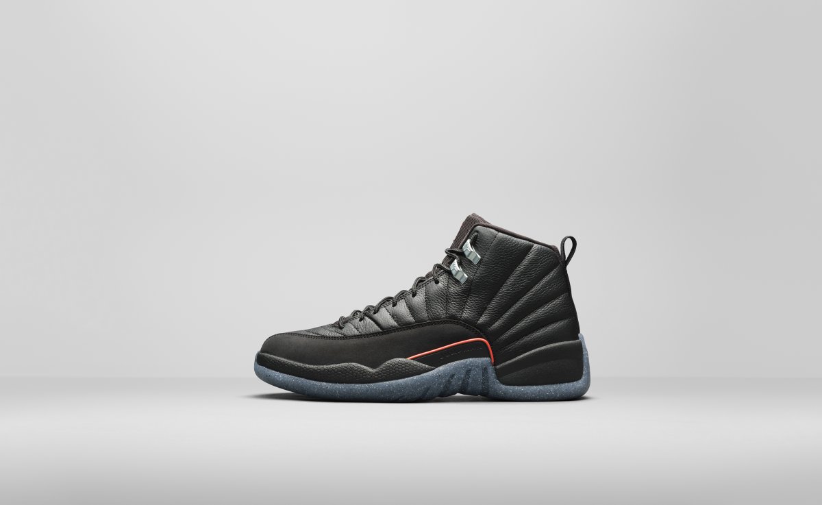 Air Jordan XII