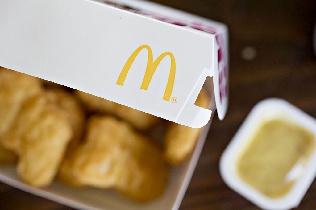 Iowa Man Arrested For Calling Bomb Threat To McDonalds For Missing Sauce