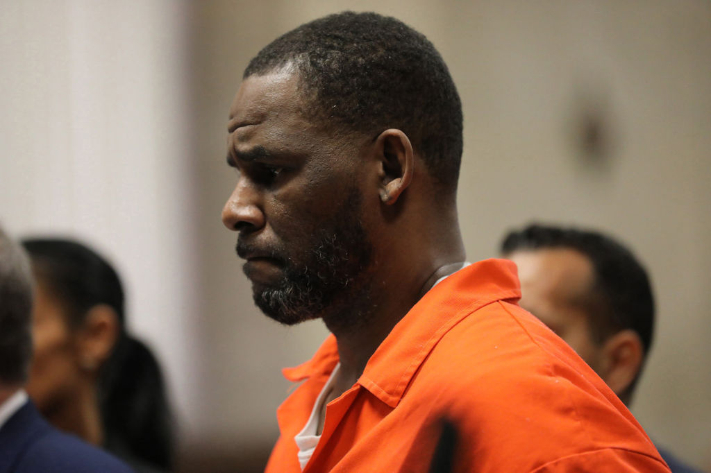 R. Kelly’s Defense Team Wants His Trial Delayed Due To Jail Conditions