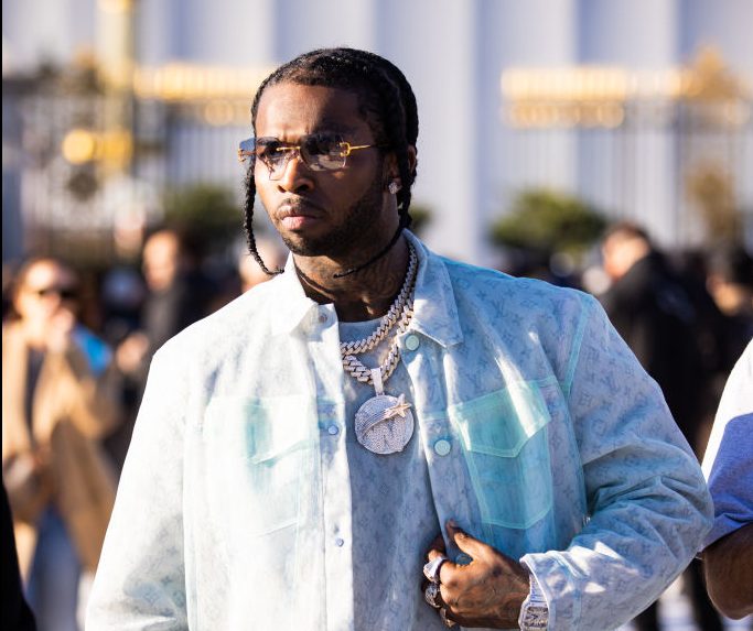 Street Style - Paris Fashion Week - Menswear F/W 2020-2021 : Day Three