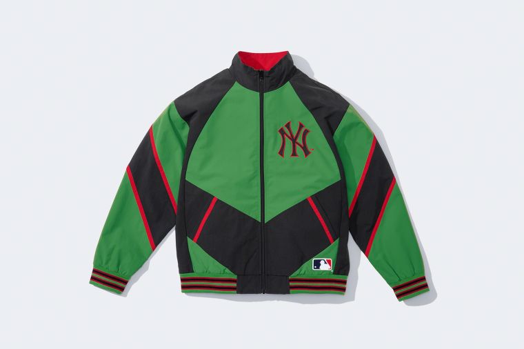 Supreme® x New York Yankees™