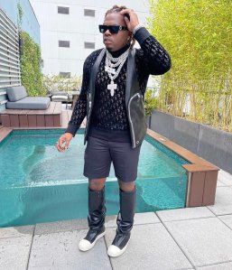 Gunna Outfit from January 17, 2021, WHAT'S ON THE STAR?