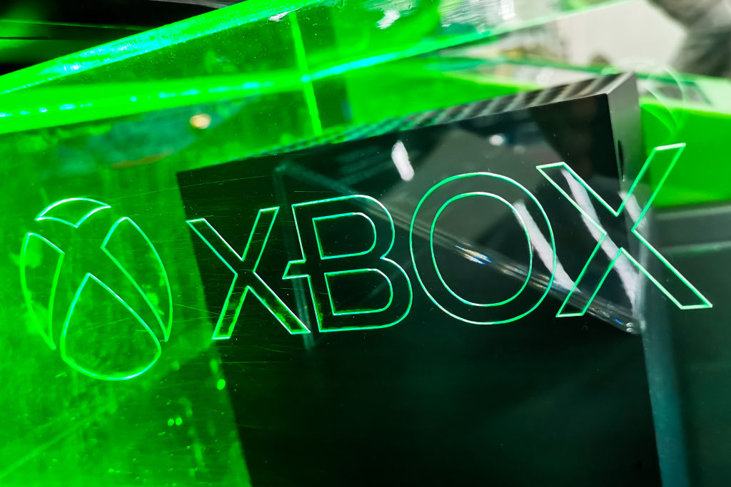 Gucci & Microsoft Tease Upcoming Xbox Collaboration
