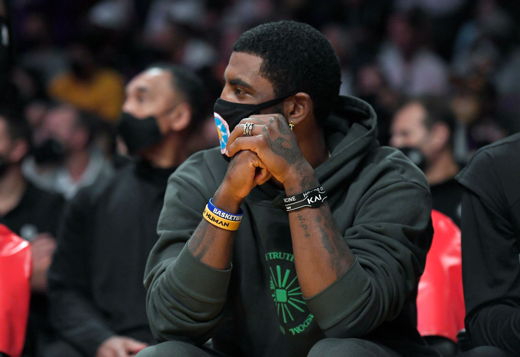 Kyrie Irving Posts Video Lacing Up Sneakers, Return To NBA Rumored