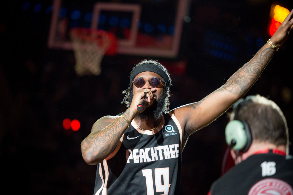 Celebrities Attend New Jersey Nets vs Atlanta Hawks