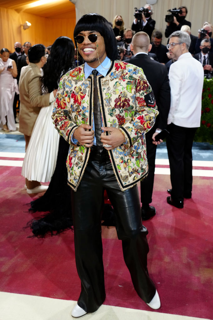 anderson .paak really loves this wig. This fit is ummmmm interesting