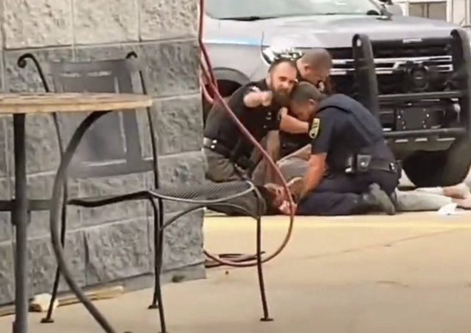 Three Arkansas Police Officers Suspended For Brutal Assault Caught On