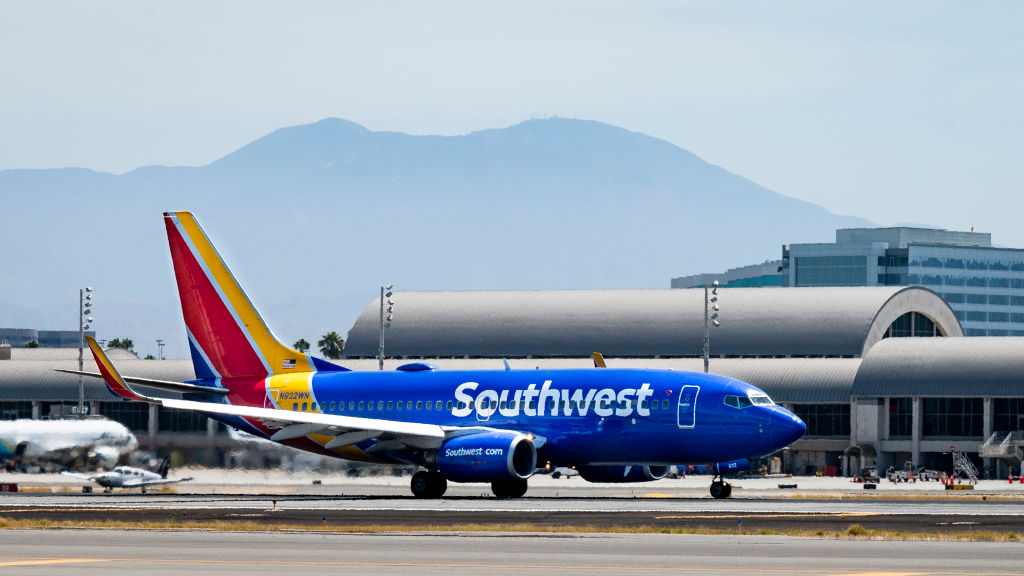 Planes at John Wayne Airport