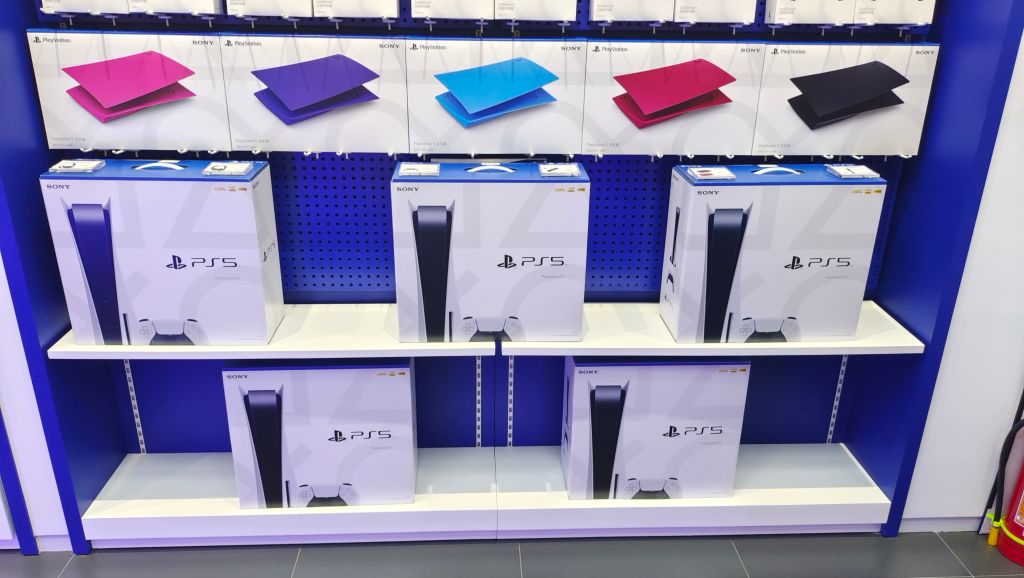 New PS5: Sony Launches Slimmer PlayStation 5 With Detachable Disc, play  station 5 
