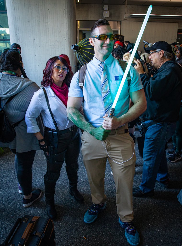 Molotov Girl & Guy (Free Guy)