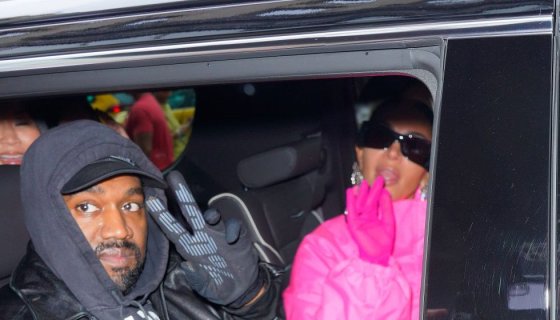 Kanye West To Pay Kim Kardashian $200K In Child Support #KanyeWest