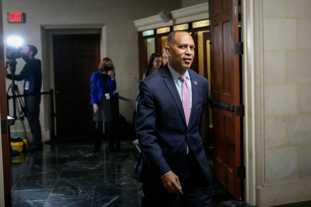 Rep. Hakeem Jeffries Officially Becomes House Dem Leader, First Black Person With The Gig