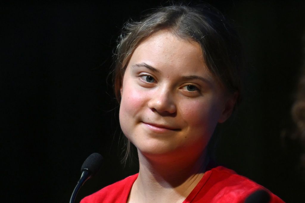 Greta Thunberg Secara Epik Memiliki Troll Andrew Tate Di Twitter