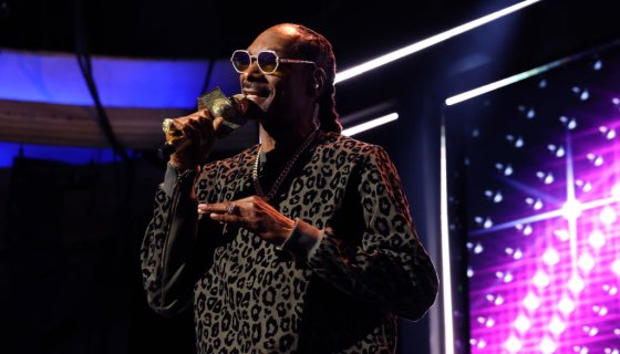 Snoop Dogg Reminds Everyone That He's Never Won A Grammy #SnoopDogg