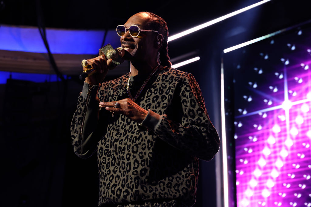 Snoop Dogg Reminds Everyone That He’s Never Won A Grammy