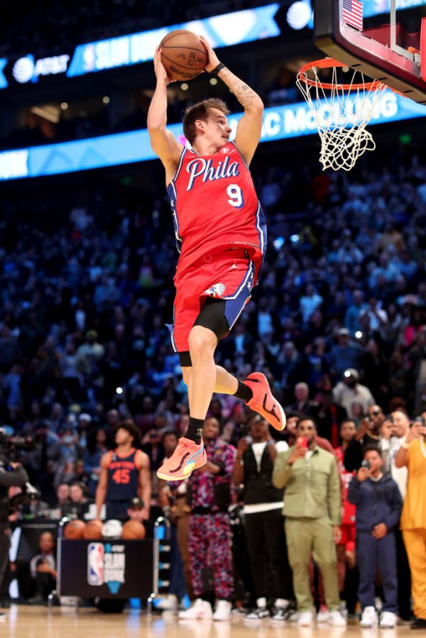 Play That Funky Music Mac McClung Wins 2023 AT&T Slam Dunk Contest