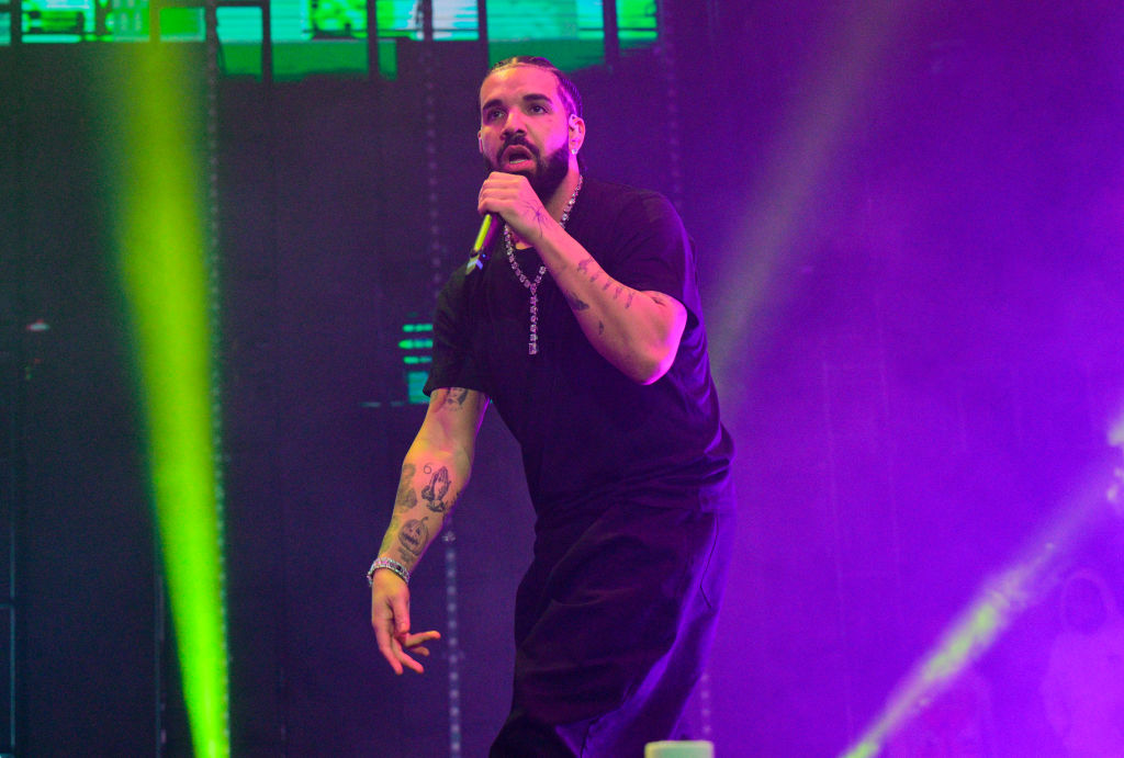 Drake Fans React To "It's All A Blur" Tour Ticket Prices