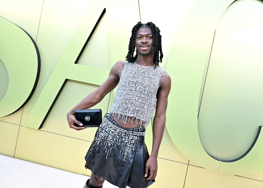 Lil Nas X Claps Back At Twitter Bros Who Accused Him Of Pretending To Be Gay
