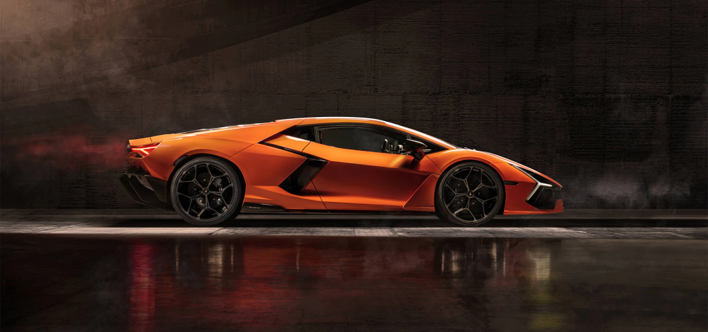 Lamborghini Unveils Its Hybrid Supercar The Revuelto