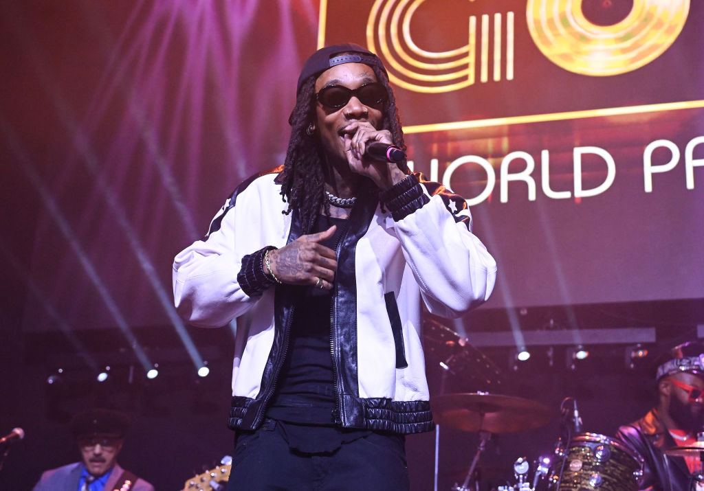 "Spinning Gold" Premiere - Show