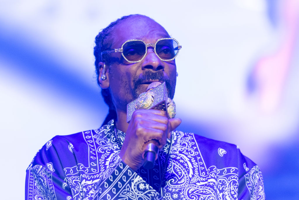<div>Snoop Dogg Called A “Depressed” Tyrese & Offered Words Of Encouragement</div>