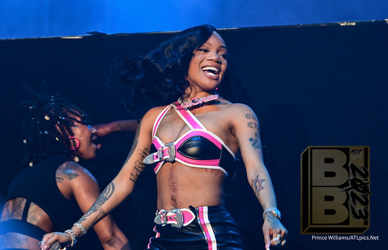 GloRilla’s Sister Drops Diss Track Amid Family Drama GloRilla’s Sister Drops Diss Track Amid Family Drama