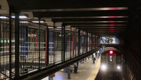 4 train stabbing slashing NYC subway