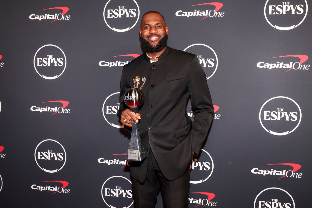 Lakers' LeBron James gets ESPYs nod for breaking NBA record - Los
