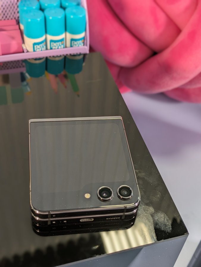 Samsung Galaxy Z Flip5