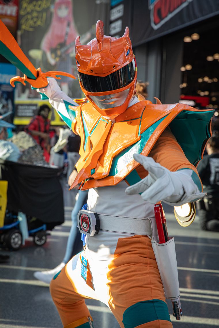 Power Ranger x Pokémon crossover (Charizard Power Coin)