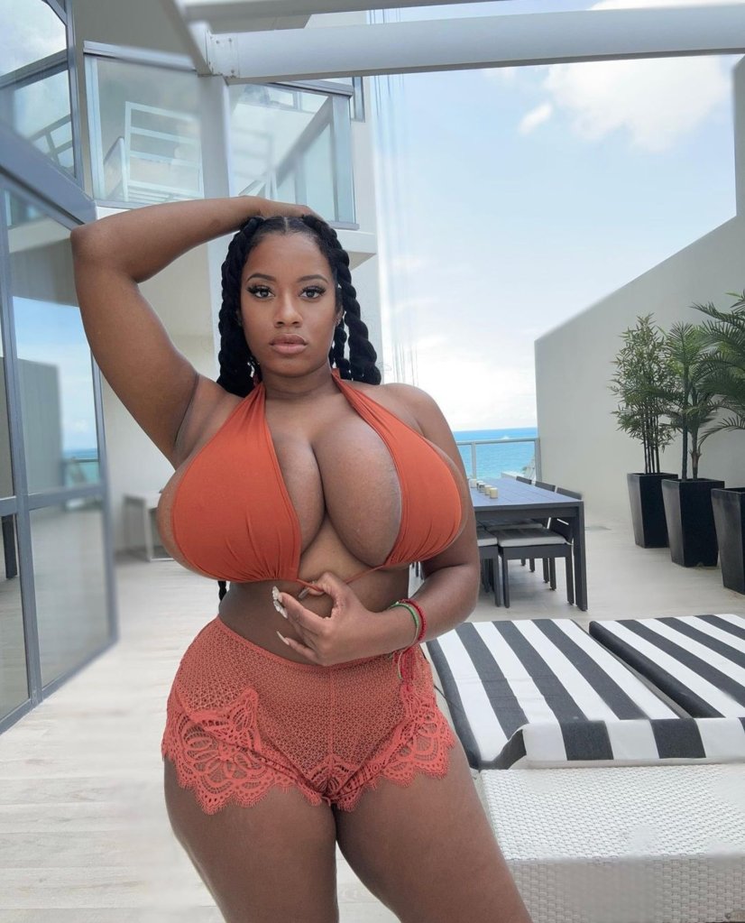 <div>Baes & Baddies: Yani The Body Is Coming For The Curvy Crown</div>