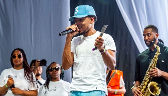 Landmark Chicago Theater To Reopen With Support Of Chance The Rapper,
Quincy Jones & More