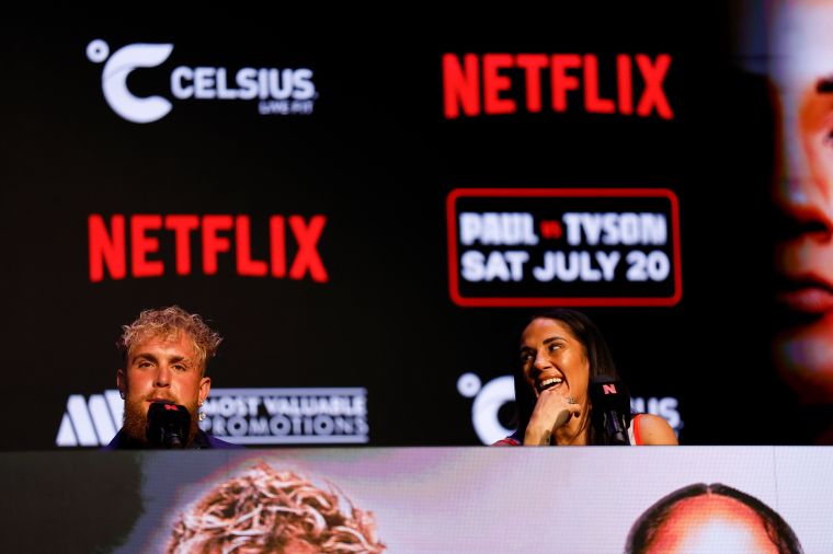 Mike Tyson x Jake Paul Presser