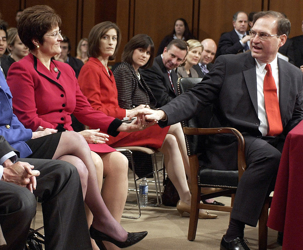 SCOTUS Justice Alito Flew US Flag Upside Down At Home After Jan. 6, Blames Wife