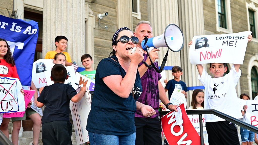 Anti mask rally on Long Island