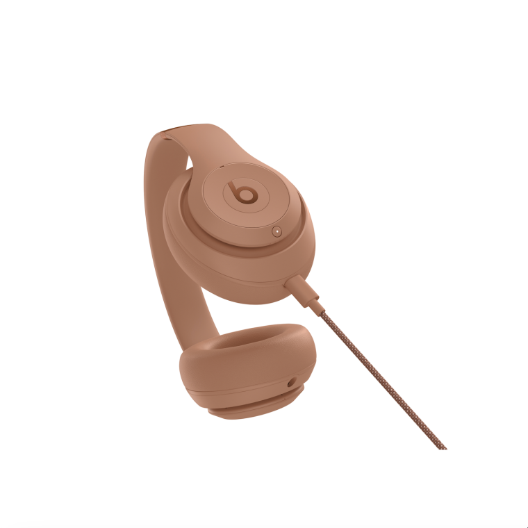 Beats Studio Pro x Kim Kardashian