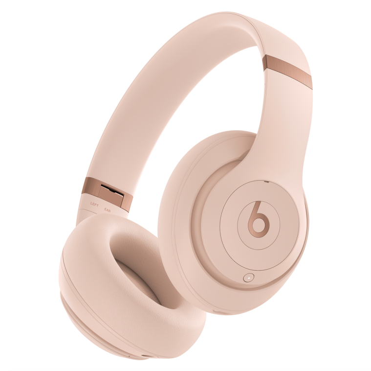 Beats Studio Pro x Kim Kardashian