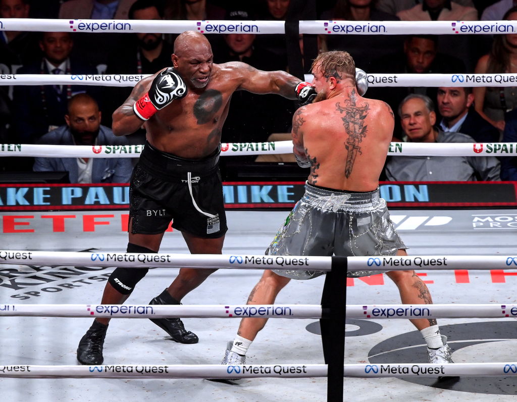 Jake Paul v Mike Tyson