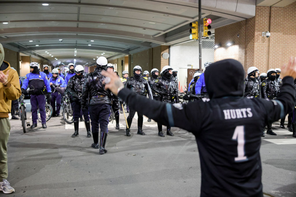 Philadelphia-Police-Respond-Eagles-Fans-Celebrate-Super-Bowl-Win