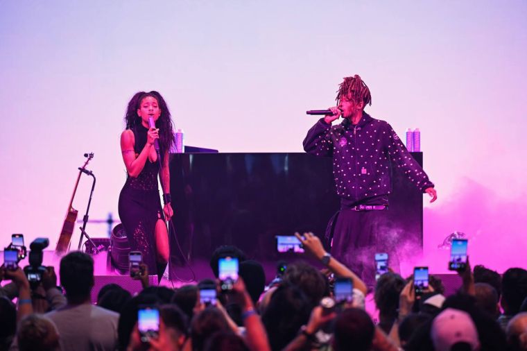 Jaden & Willow Smith x Galaxy Unpacked Night