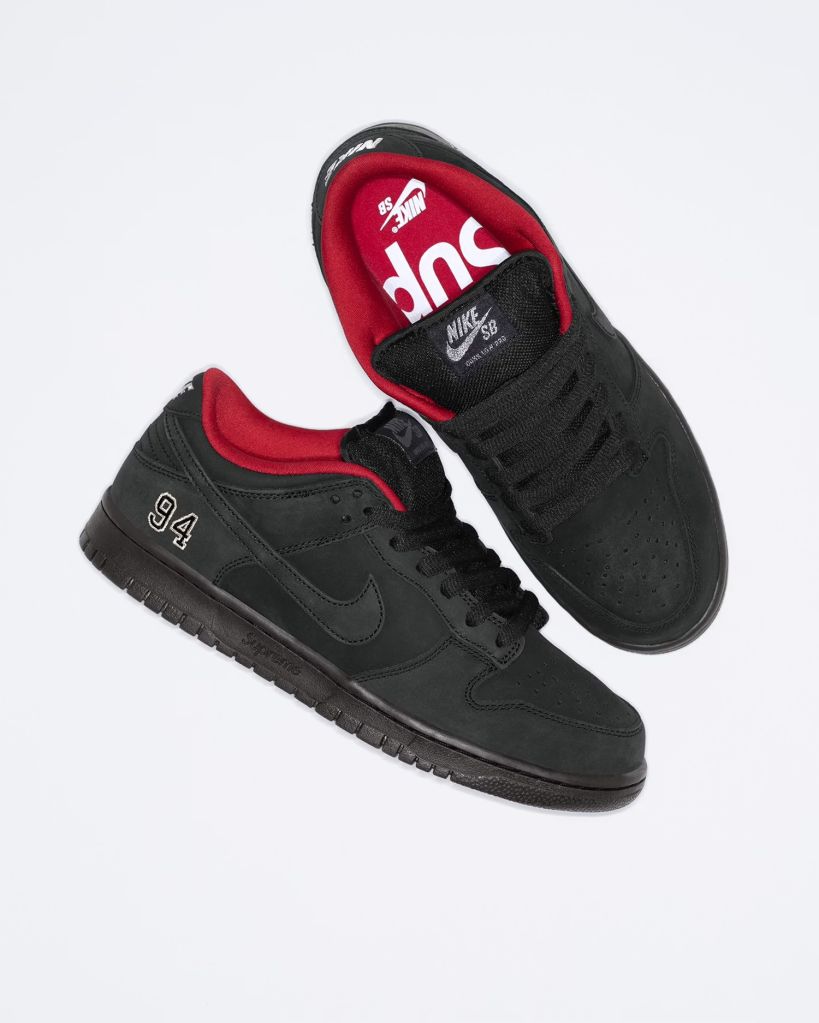 Supreme x Dunks 2025