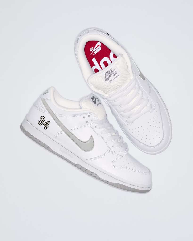 Supreme x Dunks 2025