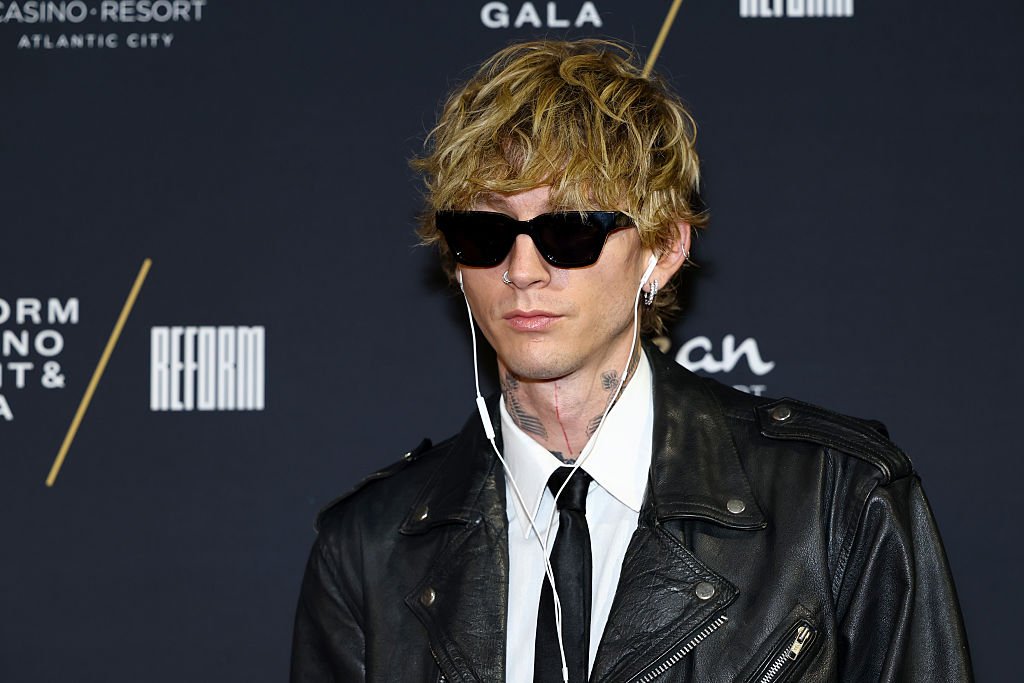 Machine Gun Kelly Shows Up For Lil Durk Amid Murder-For-Hire Trial