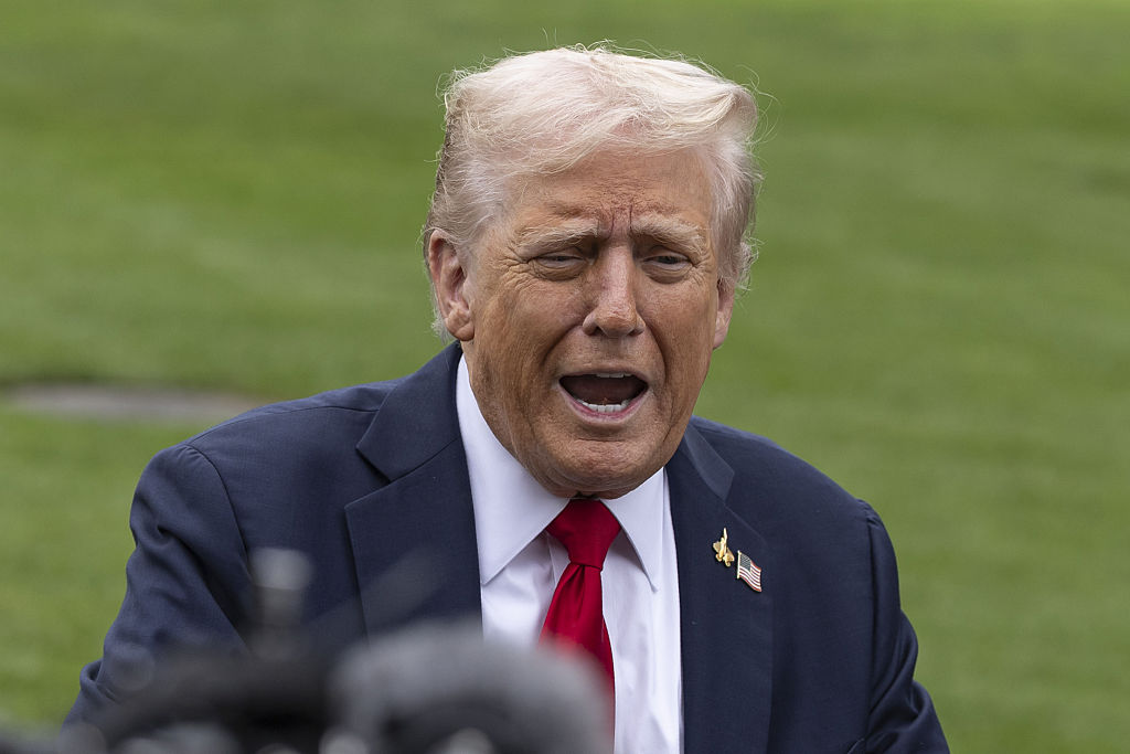Donald Trump Threatens To Withhold Funds From NYC