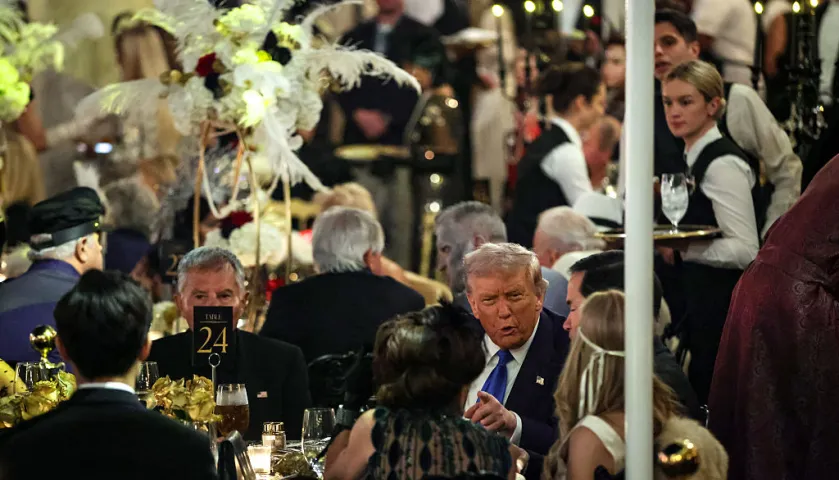 President Trump Spends Weekend At Mar-A-Lago Estate In Palm Beach