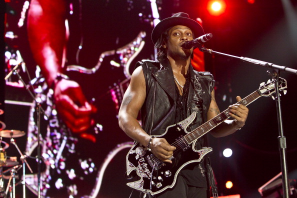 D’Angelo Fondly Remembered During Star-Studded Funeral In Virginia