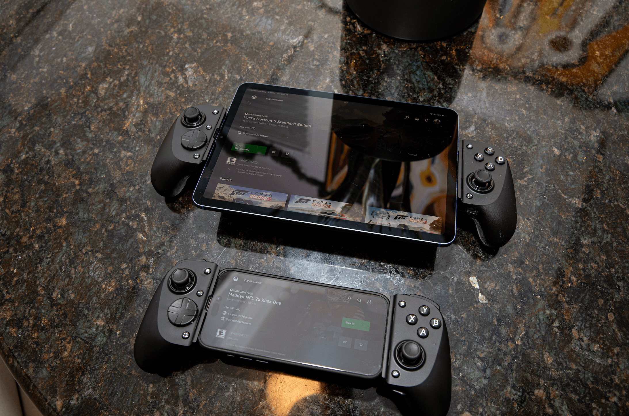 Razer Kishi V3 Pro & Razer Kishi V3 Pro XL