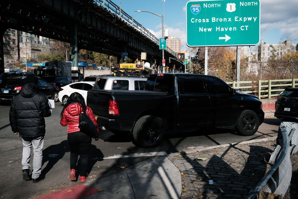 Locals Call For Capping Cross-Bronx Expressway To Reduce Negative Health Effects