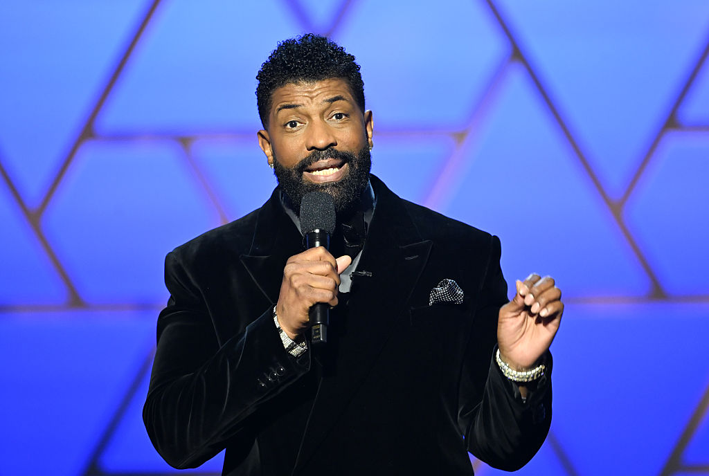 Deon Cole Reveals Barbz Backlash After Nicki Minaj NAACP Image Award ...